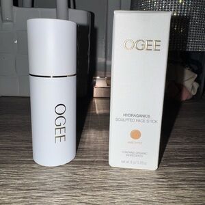 OGEE SCULPTED FACE STICK ✨